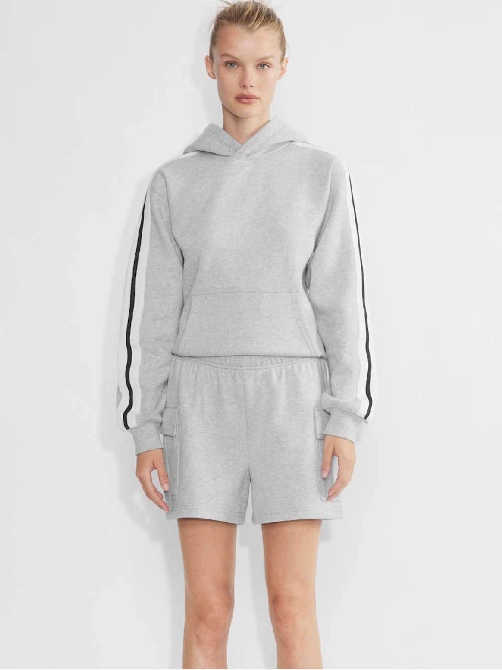 Aritzia Cozy Sweatfleece Mid-Length Shorts - Gray